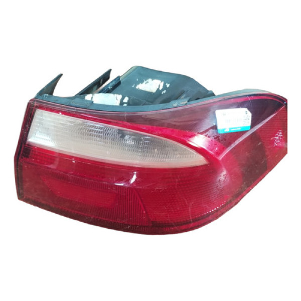 Lanterna Traseira Voyage G5 Direita 2008 A 2012 Detalhe 