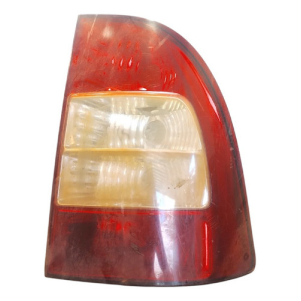 Lanterna Direita Fiat Strada Palio 2004 A 2015