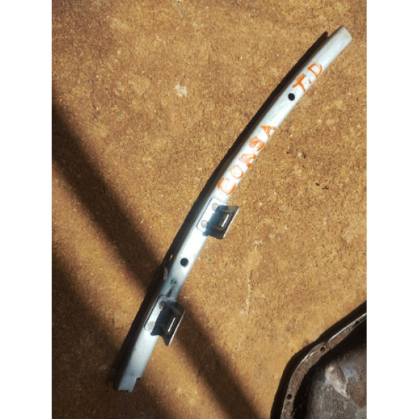 Guia Vidro Traseiro Direito Corsa Montana 2003 A 2012