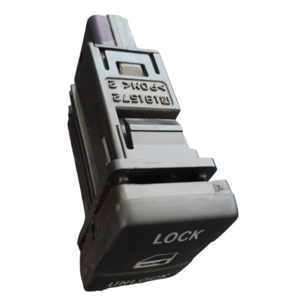 Botão Trava Das Portas Toyota Etios 16/17 Usado Original 