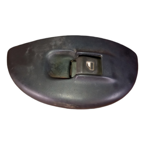 Moldura Botão Vidro Palio Strada 1996 A 2006 Direito