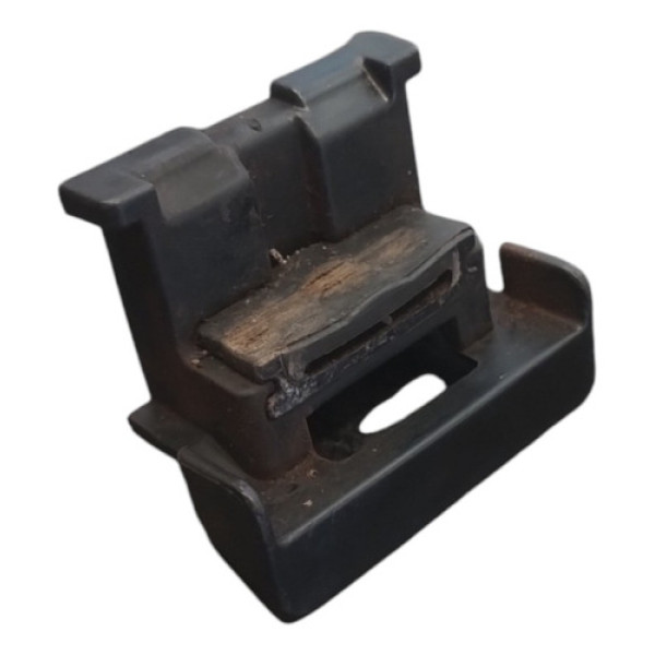Suporte Batente Tampa Traseira Vw Saveiro G5 2009 A 2012