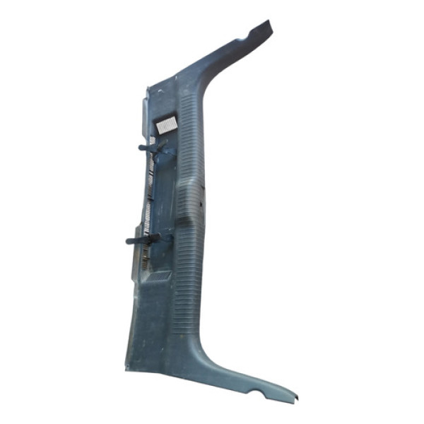 Acabamento Tampa Traseira Volkswagen Polo 2003 A 2011