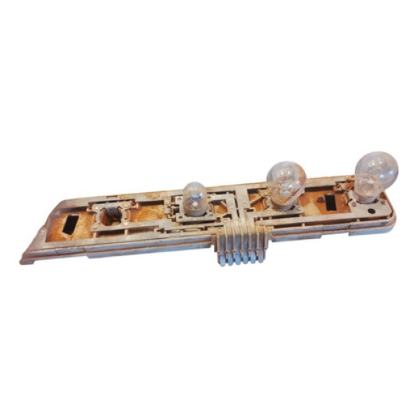 Soquete Circuito Lanterna Traseira Direita Gm Omega 93 A 98