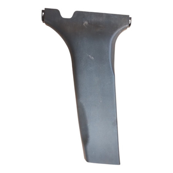 Acabamento Coluna Central Esquerdo Hyundai I30 2009 A 2012