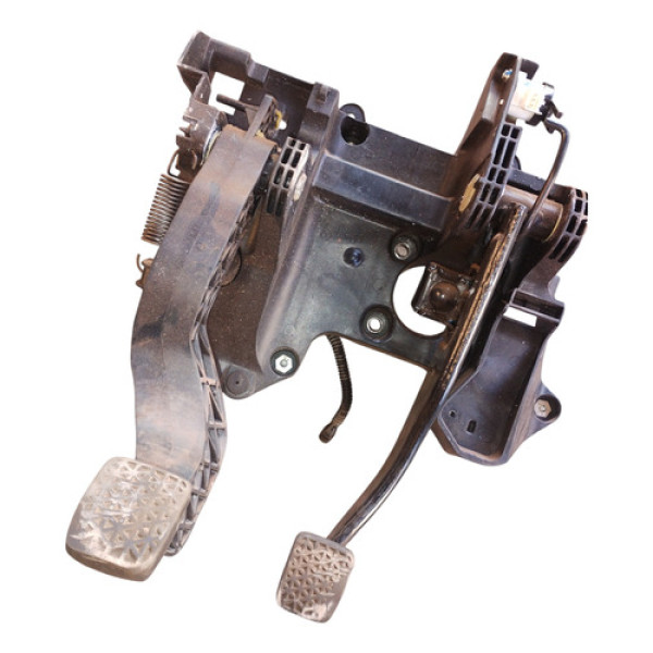 Pedaleira Suporte Freio Embreagem Gm Onix 2013 A 2019