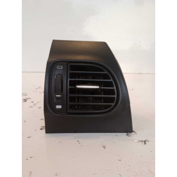 Difusor Ar Lado Direito Do Fiat Idea 2014 