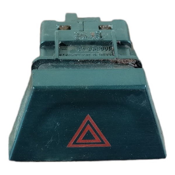 Botão Interruptor Pisca Alerta Gm Montana Agile Onix Prisma