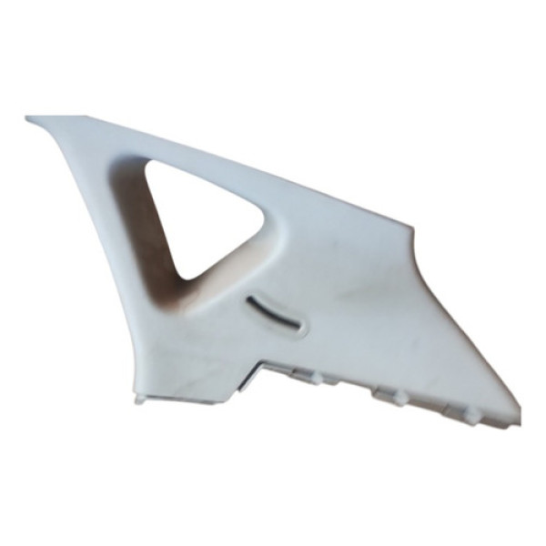 Acabamento Coluna Traseira Direita Hyundai I30 2009 A 2012