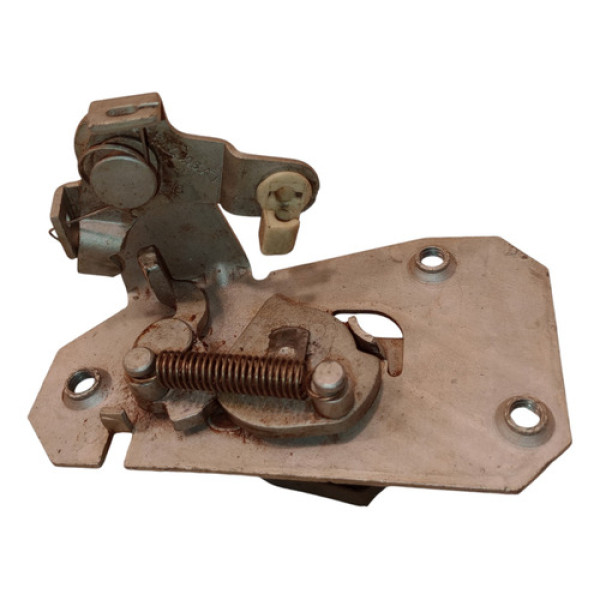 Fechadura Tampa Traseira Vw Saveiro 2015 A 19 2023 Direito