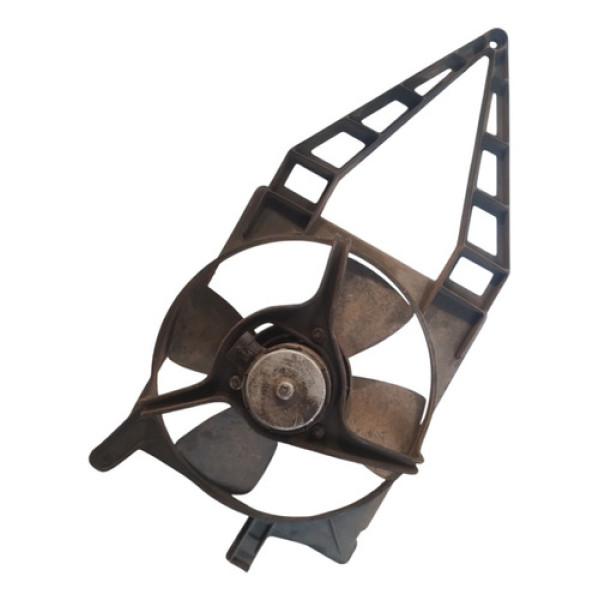 Defletor Ventoinha Radiador Gm Corsa 1998 A 2006