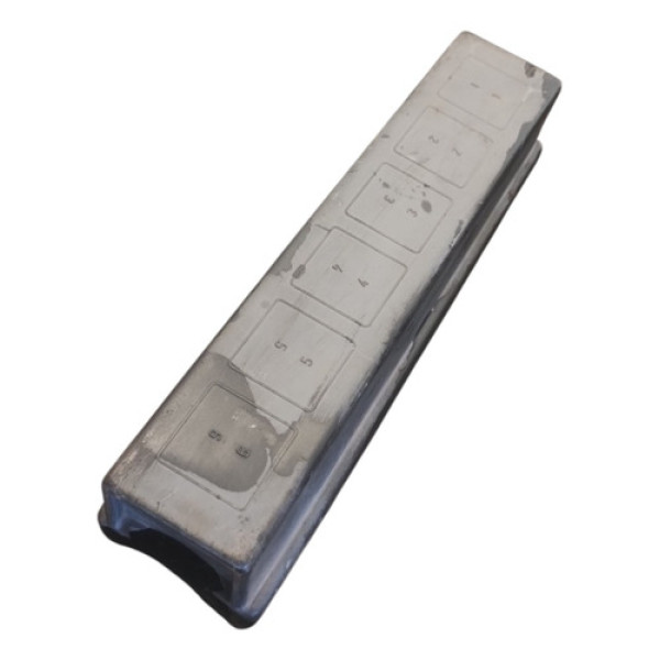 Tampa Caixa Fusíveis Motor Gm Vectra 1996 A 2005 Detalhe