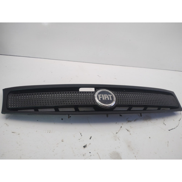 Grade Dianteiro Parachoque Fiat Palio 2004 A 2010