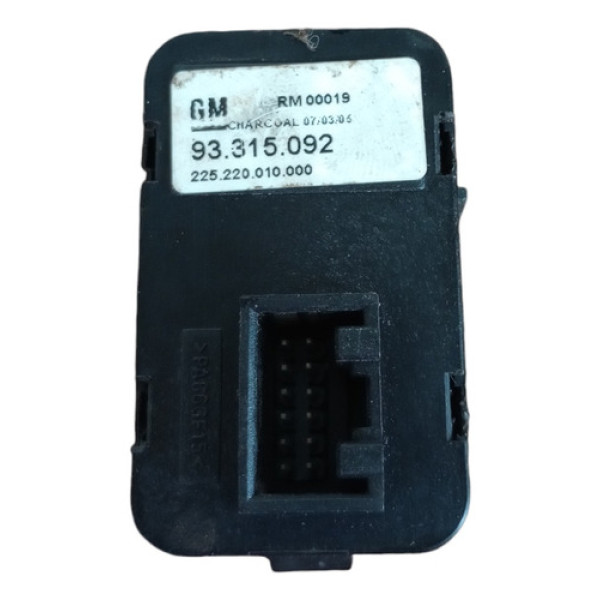 Botao Vidro Elétrico Diant Esquerdo Gm Corsa Montana 03 A 12
